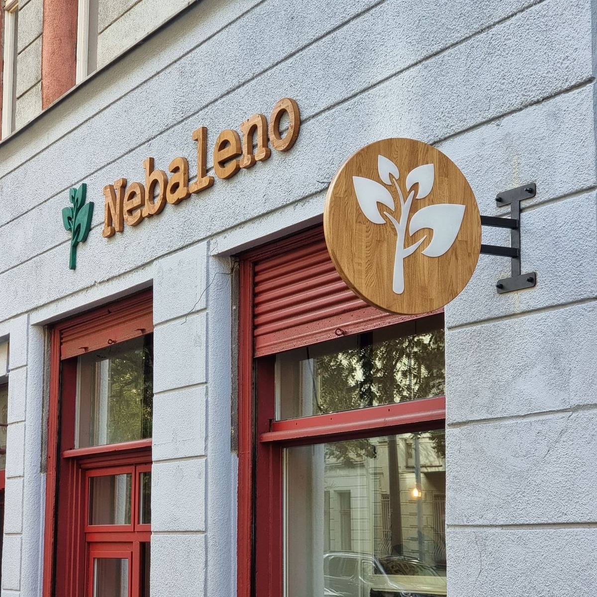 Interiér, venkovní reklama a výstrč pro obchod Nebaleno